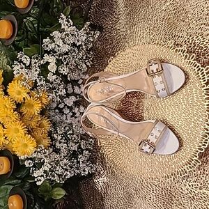 Franco Sarto Made in Brazil Eagle Wedge Ankle Strap White Tan Gold Sandals Sz:9